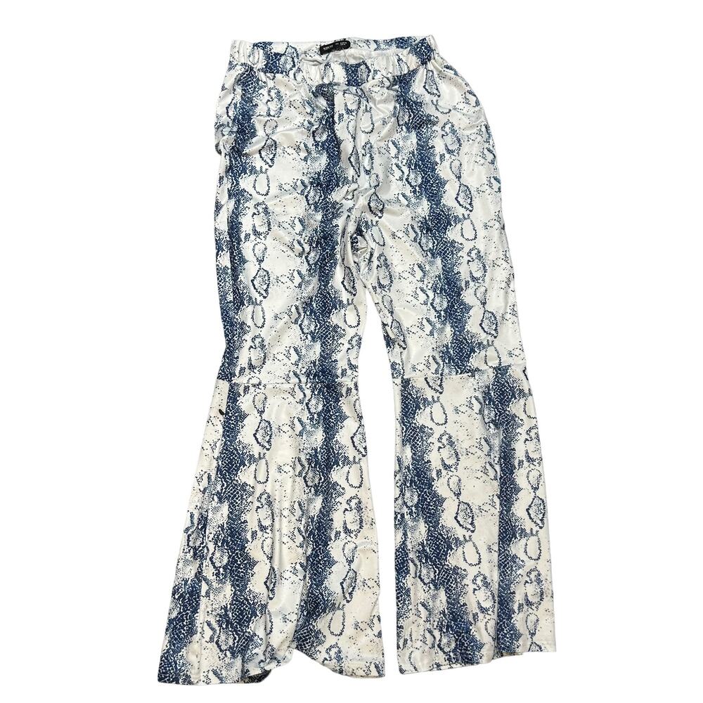 Bloom Chic Lightweight Flare Blue White Pants‎  2XLarge NWT